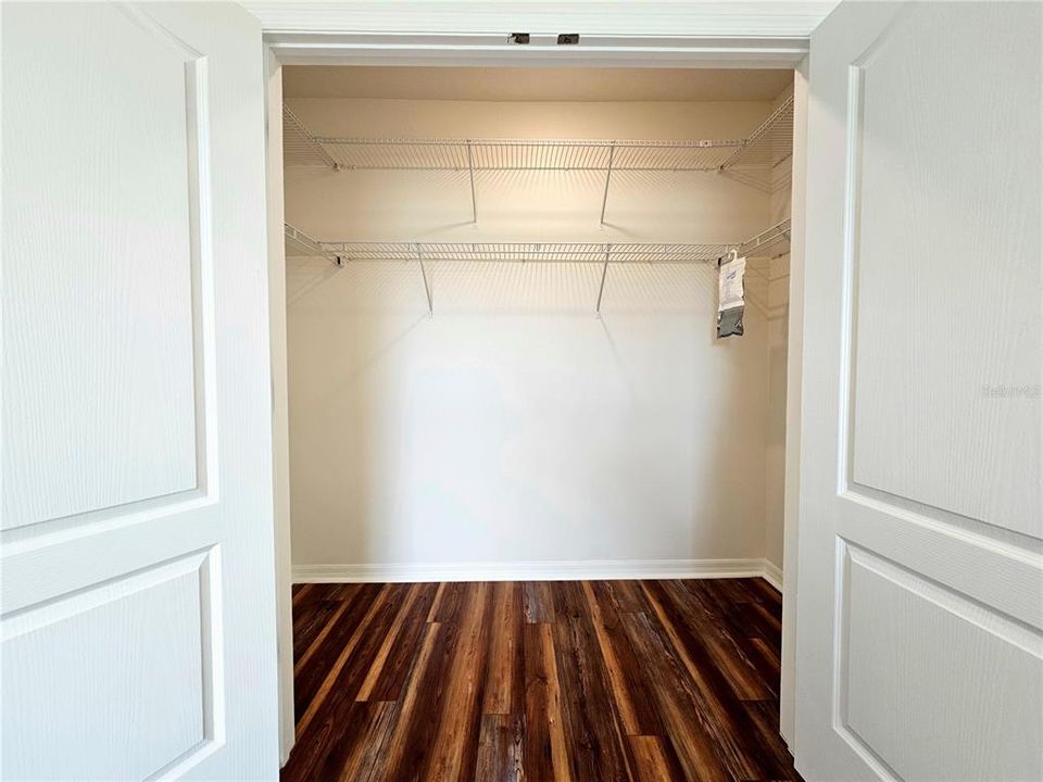 For Rent: $2,300 (3 beds, 2 baths, 1674 Square Feet)