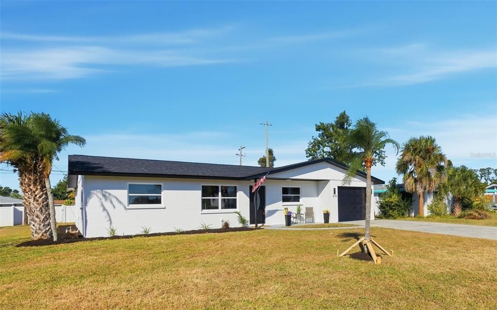 Под контрактом: $299,000 (3 спален, 2 ванн, 1827 Квадратных фут)