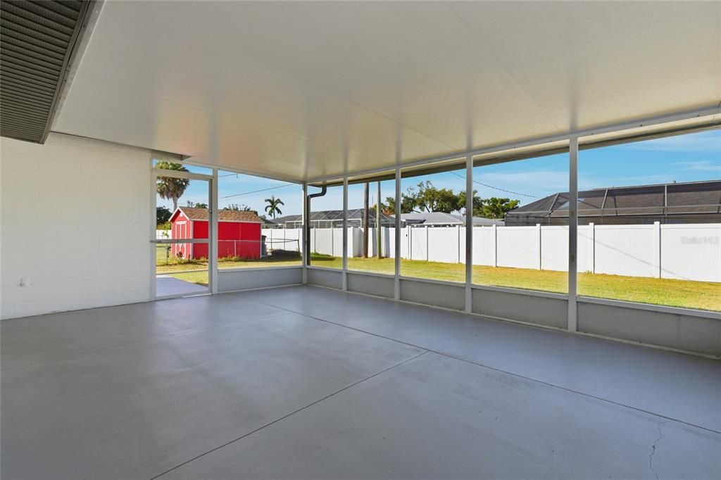 Под контрактом: $299,000 (3 спален, 2 ванн, 1827 Квадратных фут)