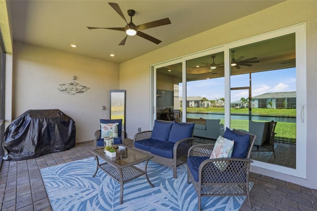 На продажу: $489,900 (4 спален, 2 ванн, 2246 Квадратных фут)