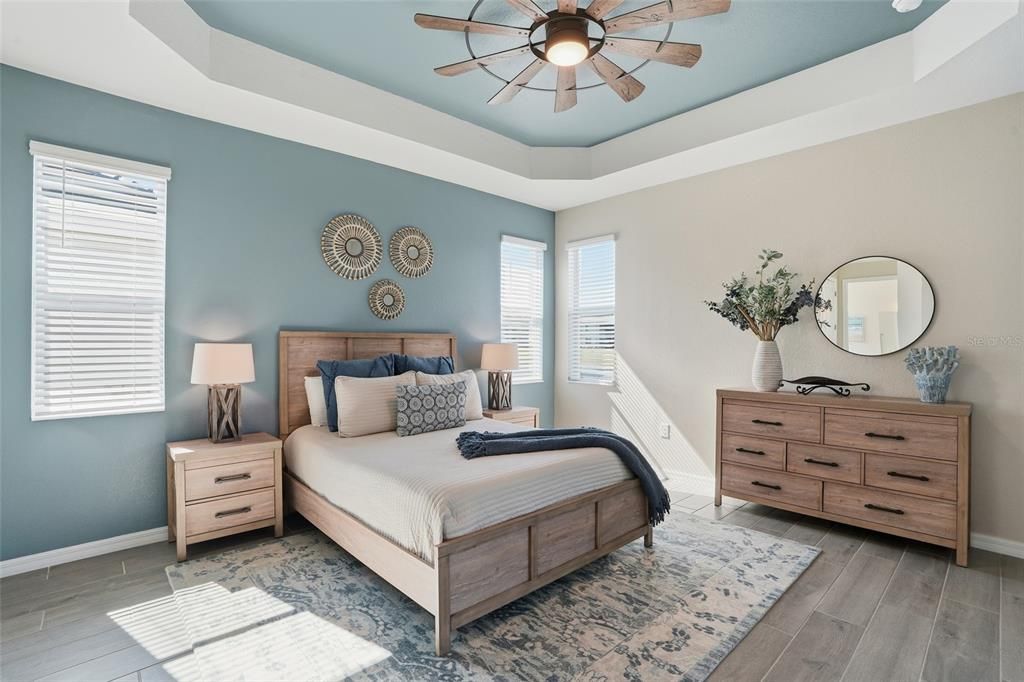 На продажу: $489,900 (4 спален, 2 ванн, 2246 Квадратных фут)