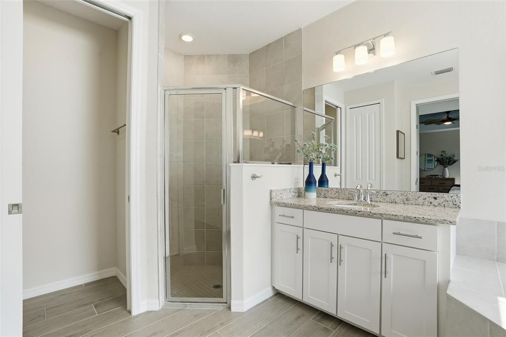 На продажу: $489,900 (4 спален, 2 ванн, 2246 Квадратных фут)