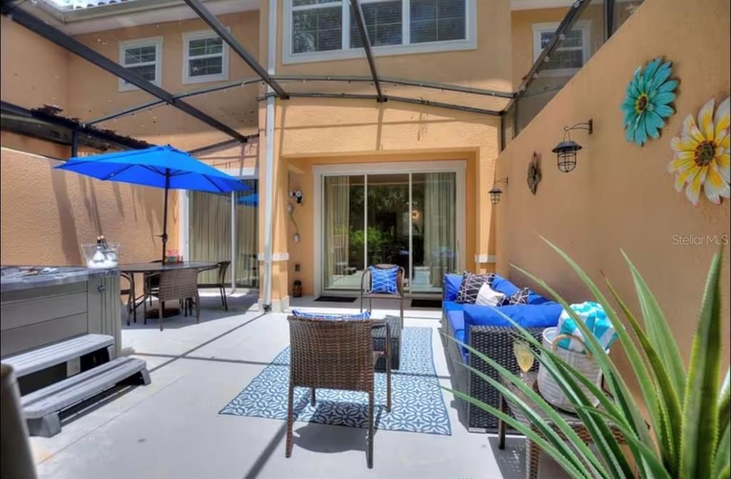 待售: $310,000 (2 贝兹, 2 浴室, 1350 平方英尺)