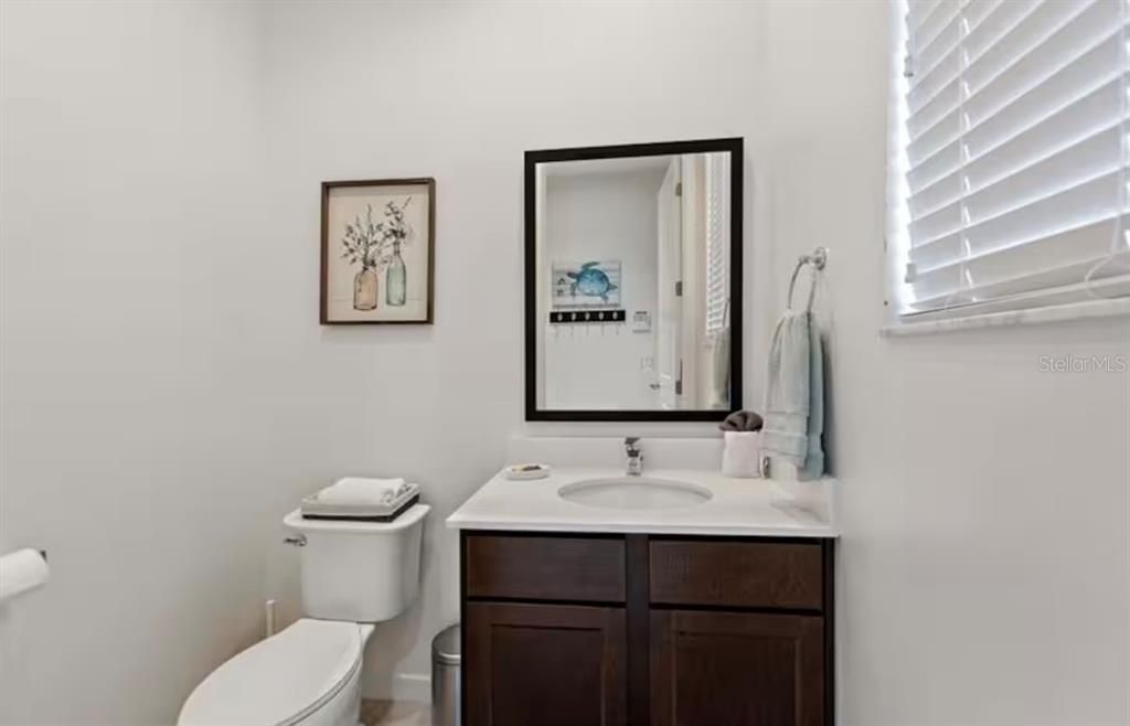 待售: $310,000 (2 贝兹, 2 浴室, 1350 平方英尺)