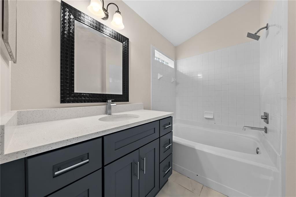 En Venta: $359,999 (3 camas, 2 baños, 1264 Pies cuadrados)