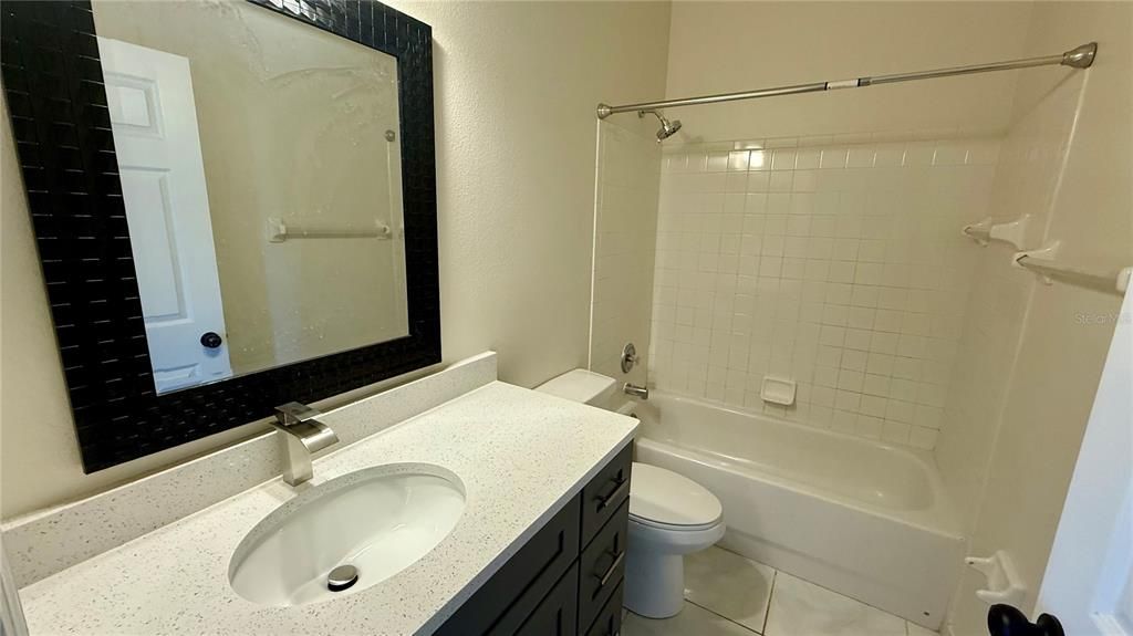 待售: $359,999 (3 贝兹, 2 浴室, 1264 平方英尺)