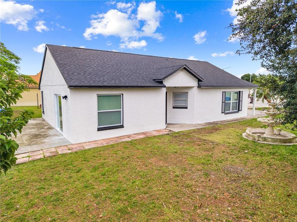 En Venta: $359,999 (3 camas, 2 baños, 1264 Pies cuadrados)