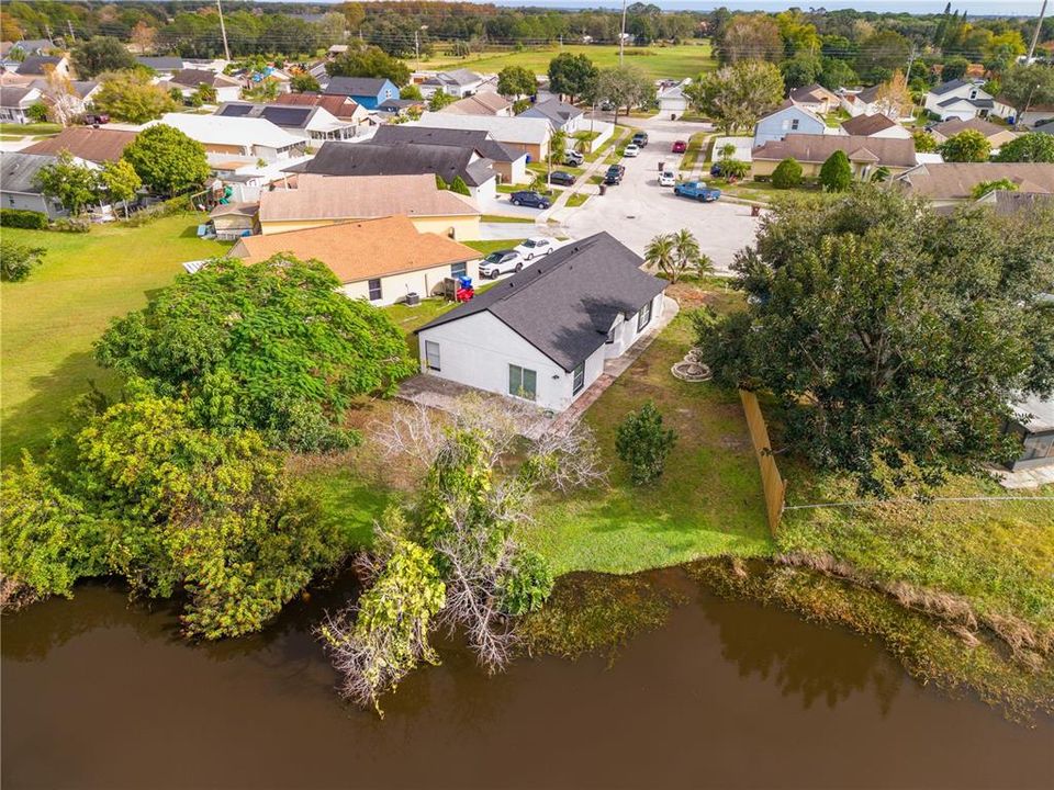 En Venta: $359,999 (3 camas, 2 baños, 1264 Pies cuadrados)