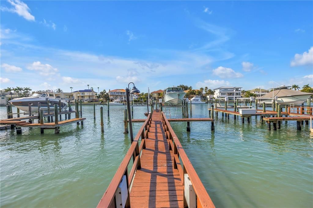 En Venta: $1,799,000 (4 camas, 3 baños, 2779 Pies cuadrados)