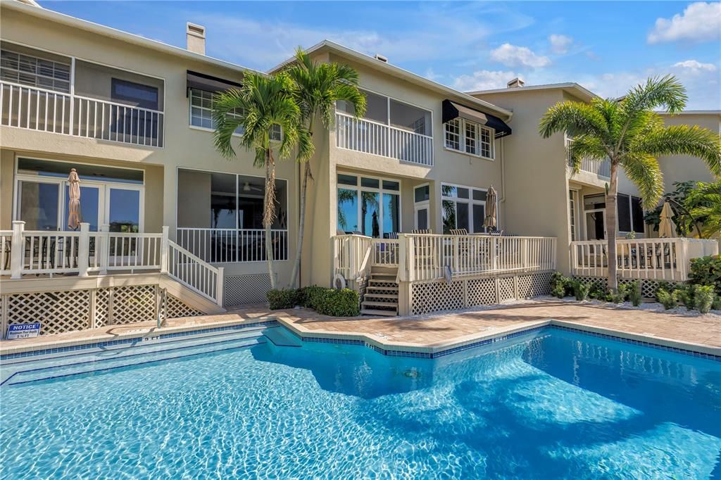 En Venta: $1,799,000 (4 camas, 3 baños, 2779 Pies cuadrados)