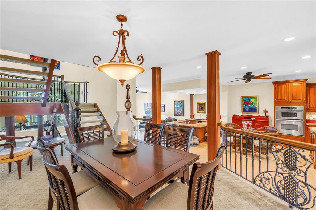 En Venta: $1,799,000 (4 camas, 3 baños, 2779 Pies cuadrados)