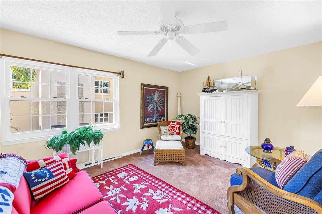 En Venta: $1,799,000 (4 camas, 3 baños, 2779 Pies cuadrados)