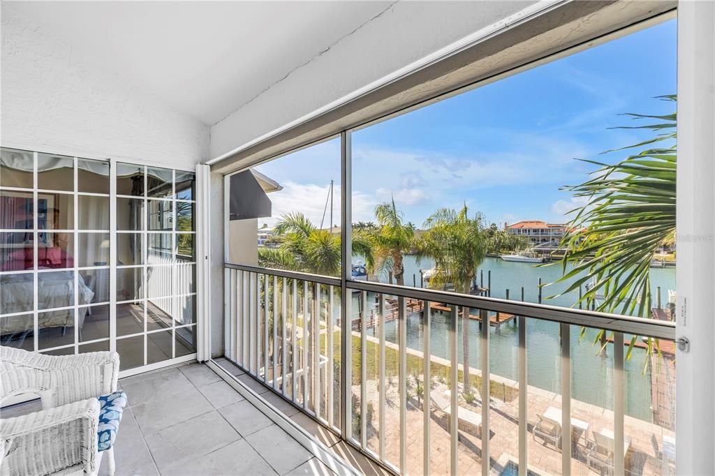 En Venta: $1,799,000 (4 camas, 3 baños, 2779 Pies cuadrados)