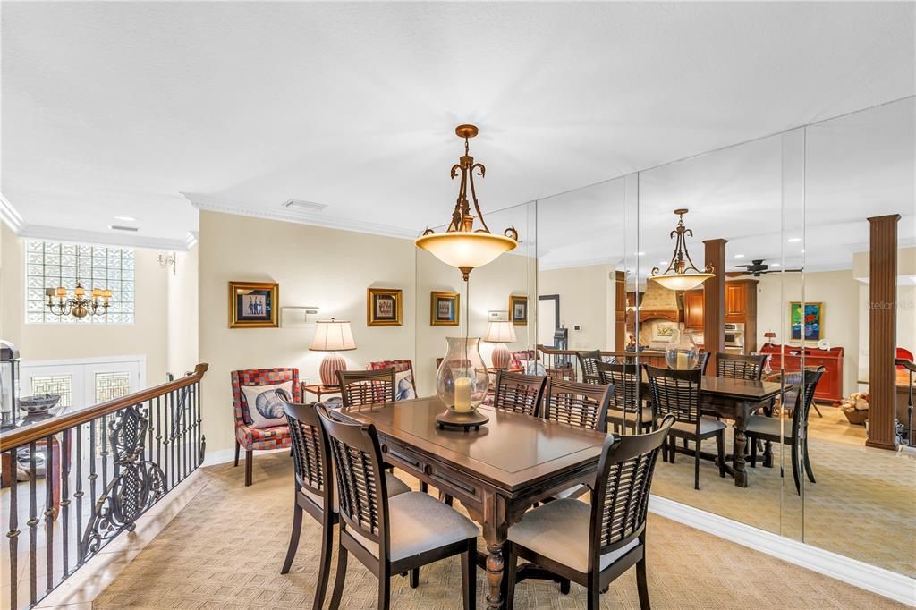 En Venta: $1,799,000 (4 camas, 3 baños, 2779 Pies cuadrados)