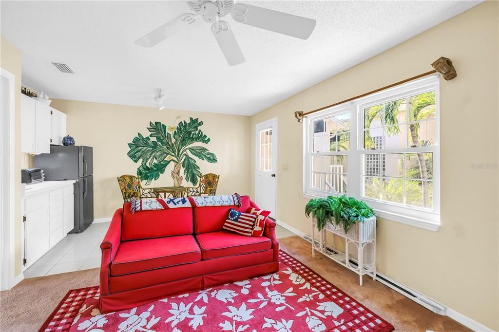 En Venta: $1,799,000 (4 camas, 3 baños, 2779 Pies cuadrados)