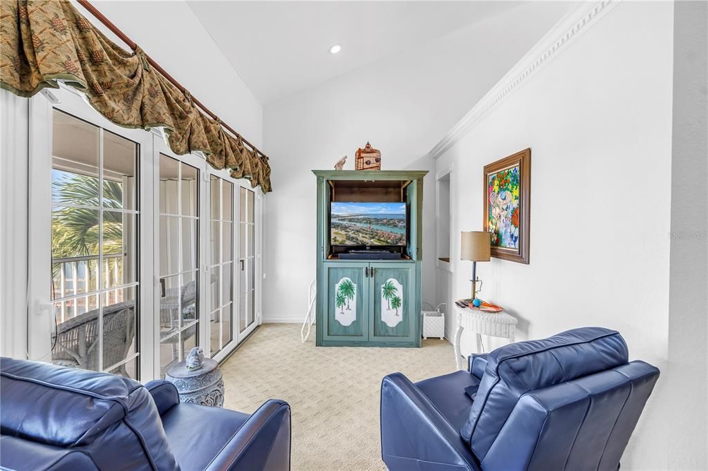 En Venta: $1,799,000 (4 camas, 3 baños, 2779 Pies cuadrados)