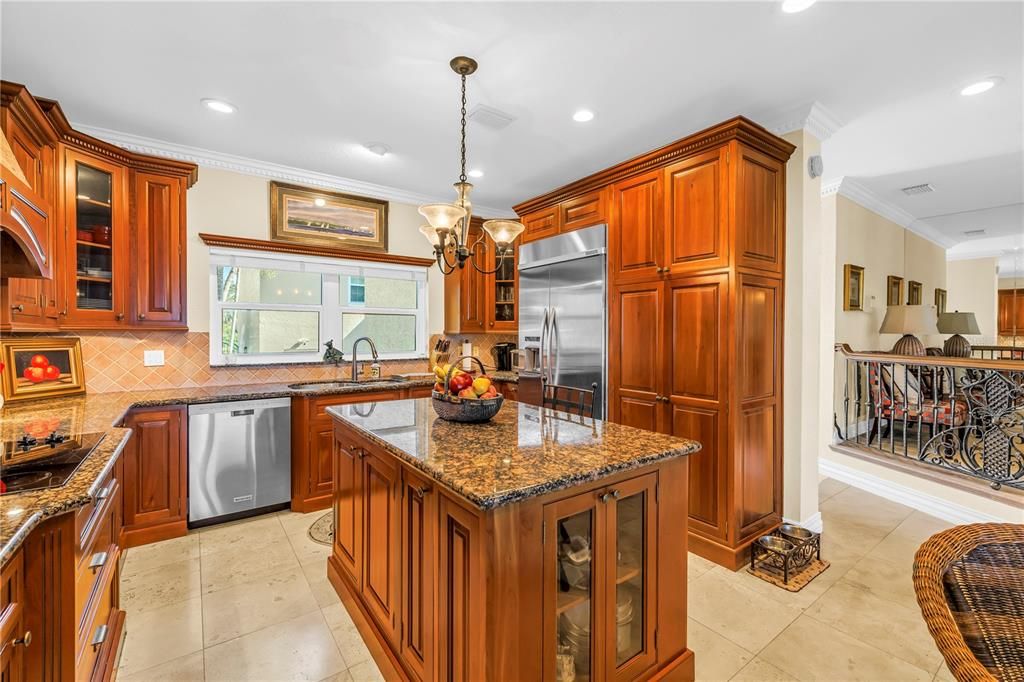 En Venta: $1,799,000 (4 camas, 3 baños, 2779 Pies cuadrados)