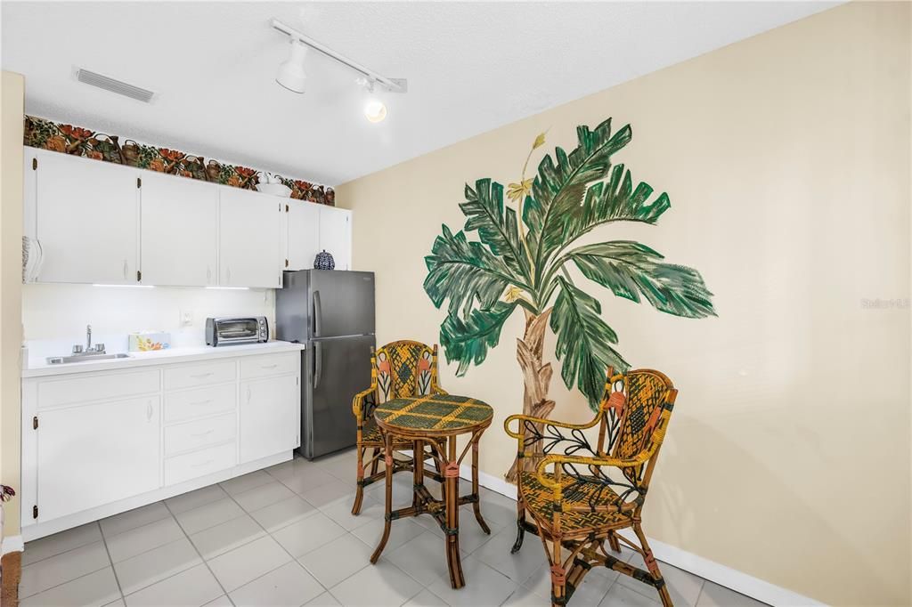 En Venta: $1,799,000 (4 camas, 3 baños, 2779 Pies cuadrados)