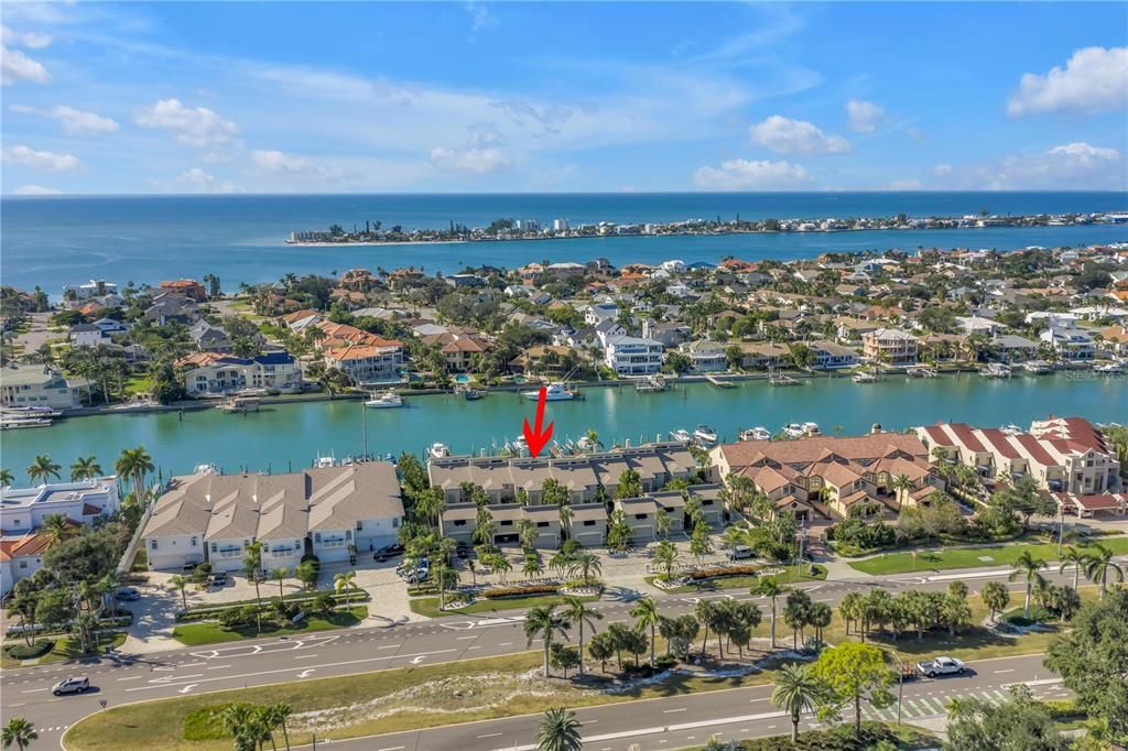 En Venta: $1,799,000 (4 camas, 3 baños, 2779 Pies cuadrados)