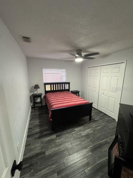 Activo con contrato: $329,000 (3 camas, 2 baños, 1125 Pies cuadrados)