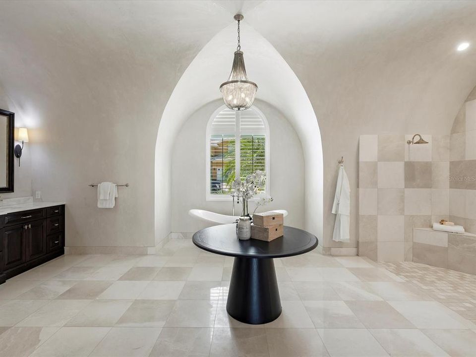 待售: $3,690,000 (4 贝兹, 3 浴室, 4390 平方英尺)