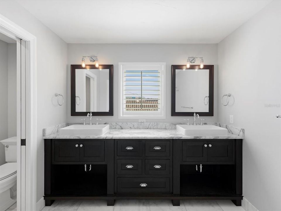 待售: $3,690,000 (4 贝兹, 3 浴室, 4390 平方英尺)