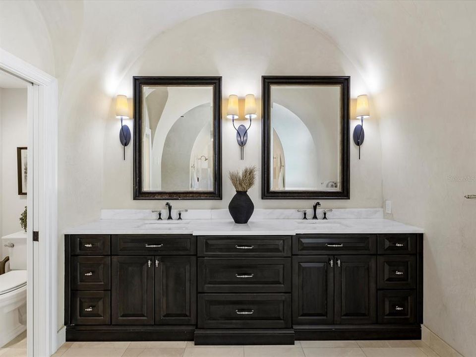 待售: $3,690,000 (4 贝兹, 3 浴室, 4390 平方英尺)