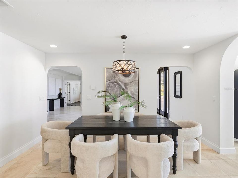 待售: $3,690,000 (4 贝兹, 3 浴室, 4390 平方英尺)