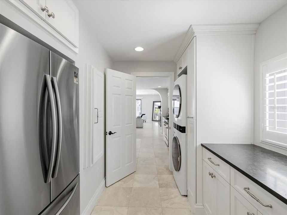 待售: $3,690,000 (4 贝兹, 3 浴室, 4390 平方英尺)