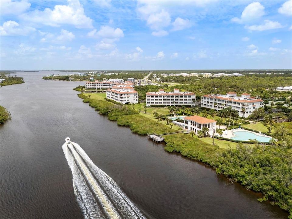 For Sale: $599,000 (2 beds, 2 baths, 1682 Square Feet)