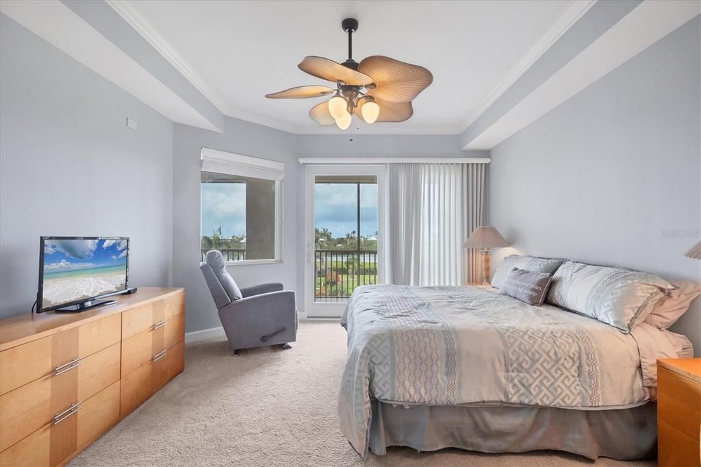 For Sale: $599,000 (2 beds, 2 baths, 1682 Square Feet)