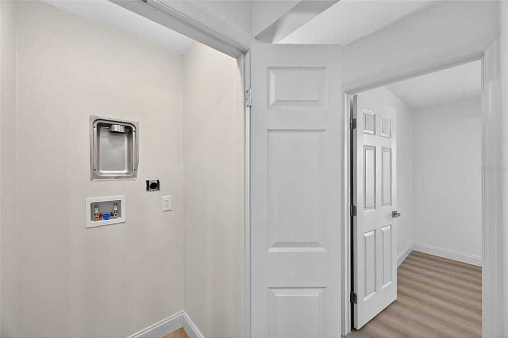 En Venta: $439,000 (4 camas, 2 baños, 1548 Pies cuadrados)