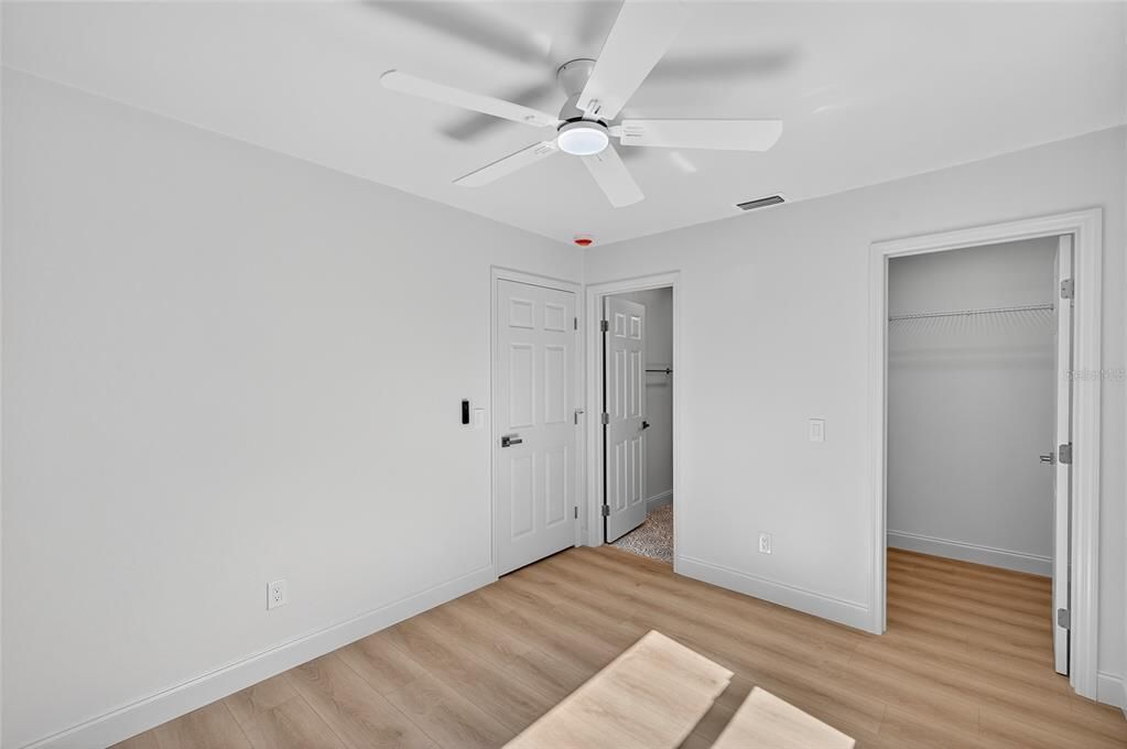 En Venta: $439,000 (4 camas, 2 baños, 1548 Pies cuadrados)