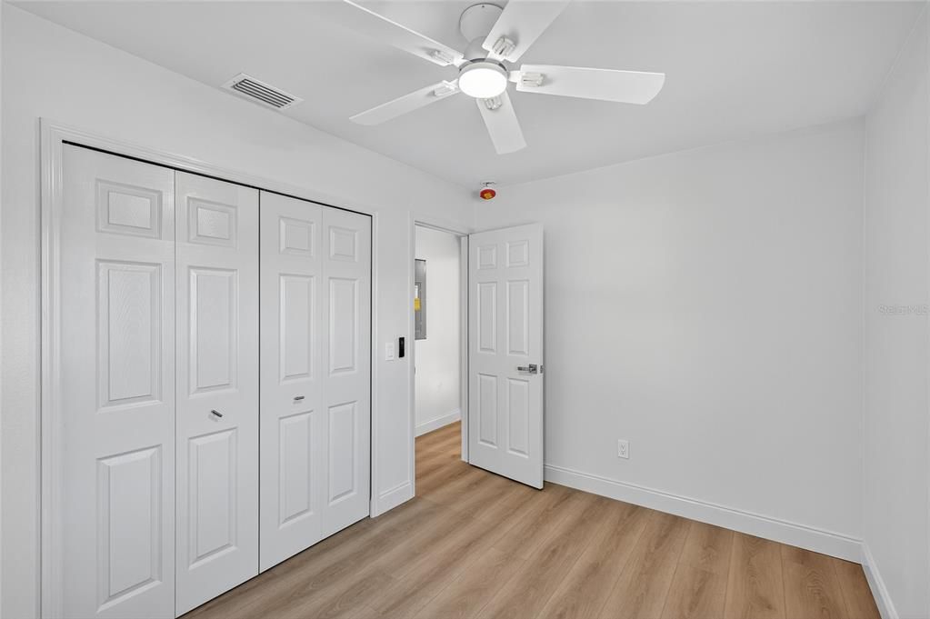 En Venta: $439,000 (4 camas, 2 baños, 1548 Pies cuadrados)