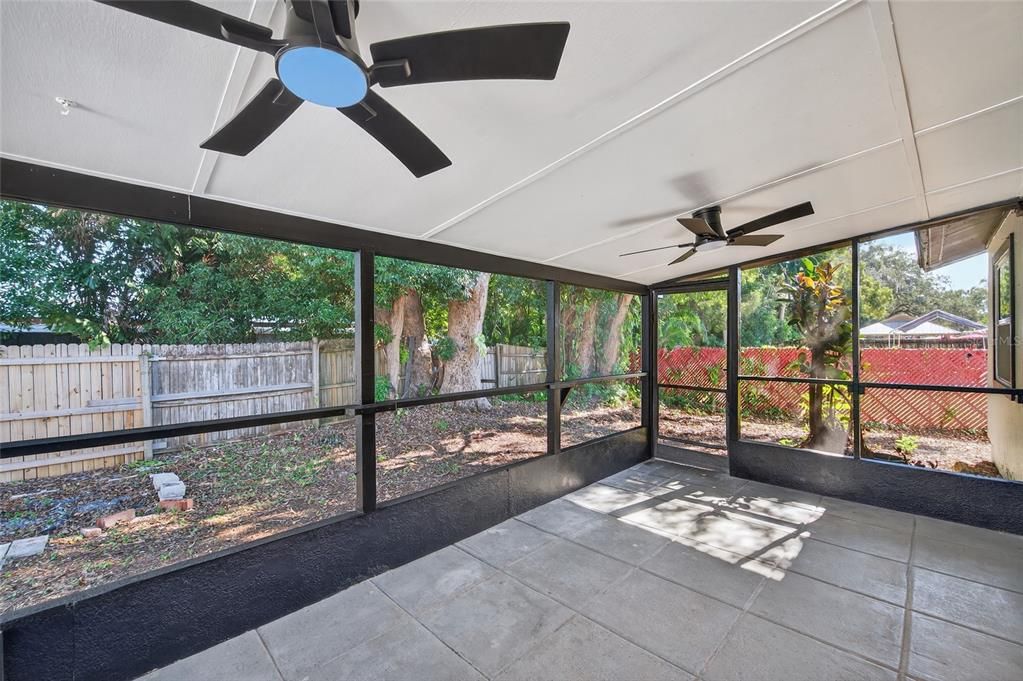 En Venta: $439,000 (4 camas, 2 baños, 1548 Pies cuadrados)