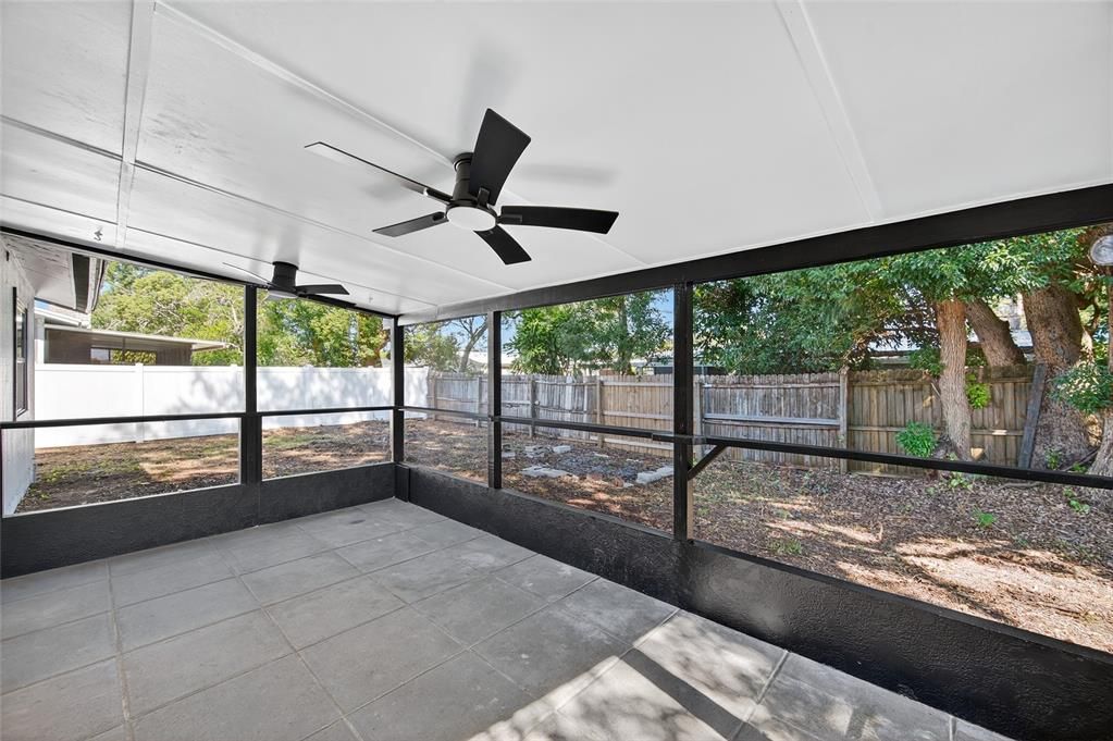 En Venta: $439,000 (4 camas, 2 baños, 1548 Pies cuadrados)