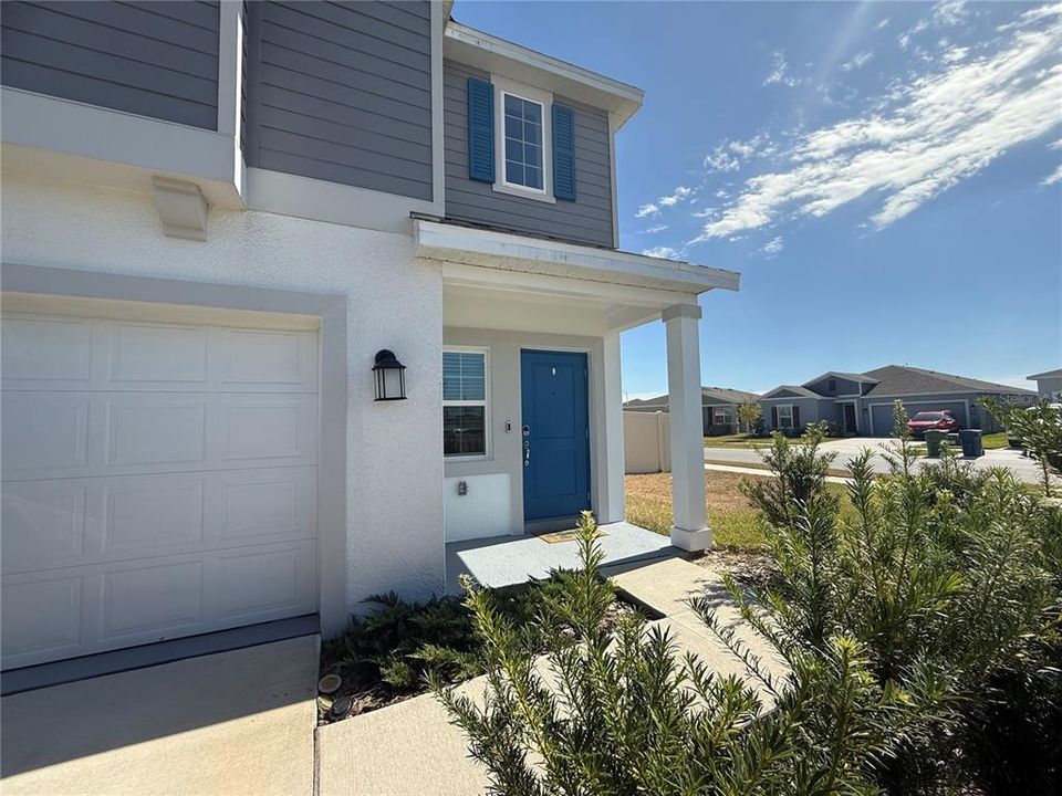 出租: $2,300 (4 贝兹, 2 浴室, 1933 平方英尺)