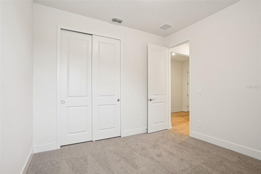 На продажу: $417,730 (4 спален, 2 ванн, 1908 Квадратных фут)