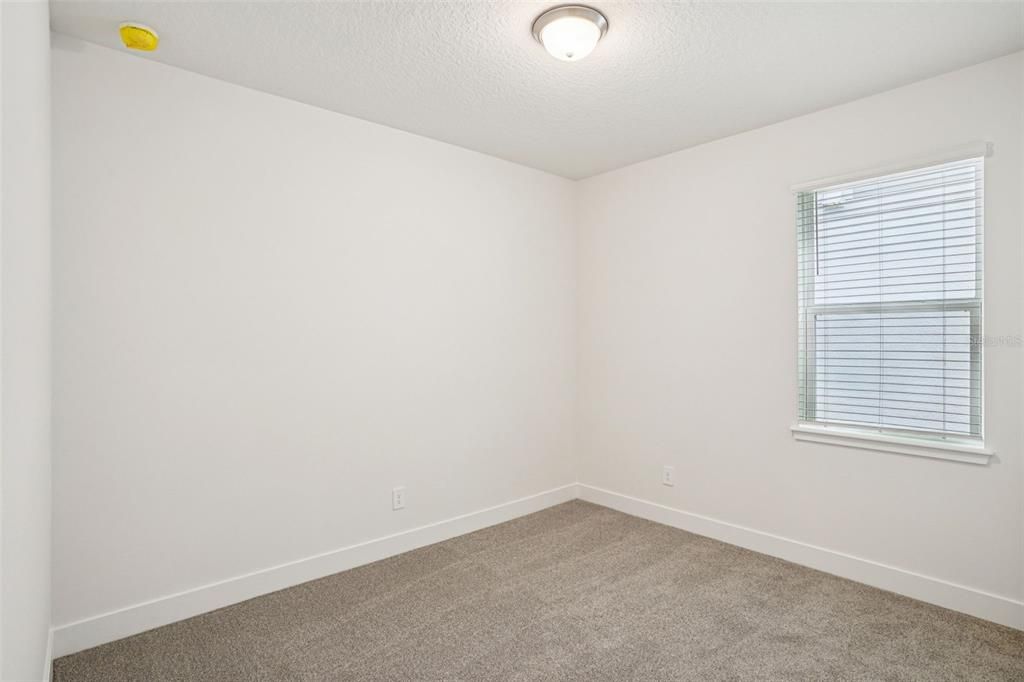 На продажу: $417,730 (4 спален, 2 ванн, 1908 Квадратных фут)