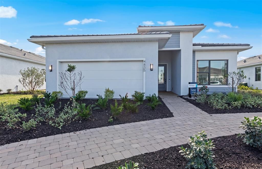 For Sale: $599,990 (2 beds, 2 baths, 1889 Square Feet)