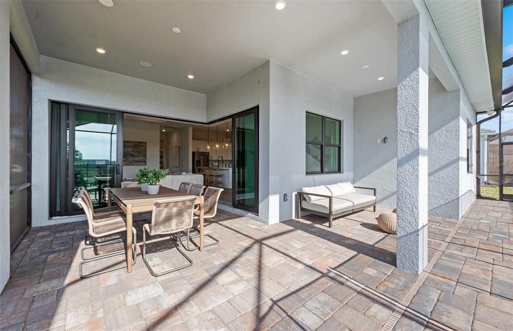 For Sale: $599,990 (2 beds, 2 baths, 1889 Square Feet)