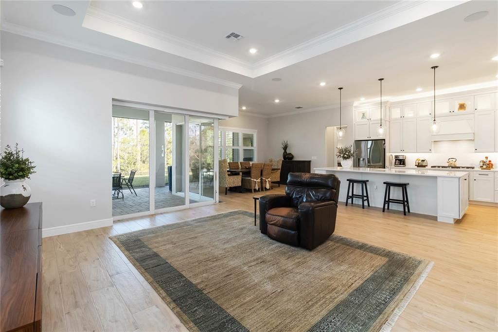 待售: $950,000 (3 贝兹, 3 浴室, 2828 平方英尺)