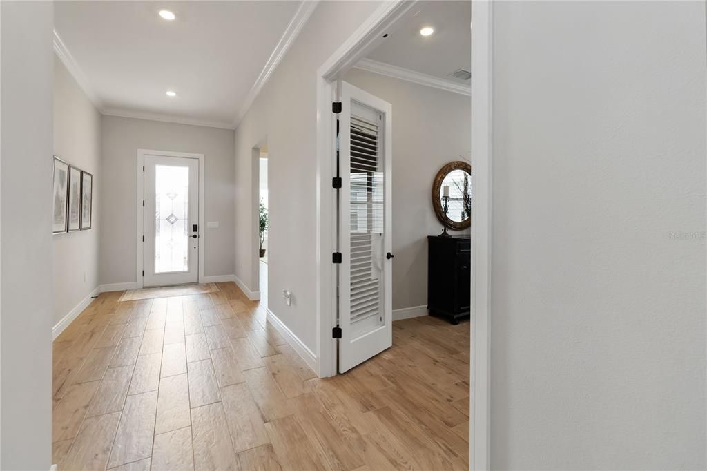 待售: $950,000 (3 贝兹, 3 浴室, 2828 平方英尺)