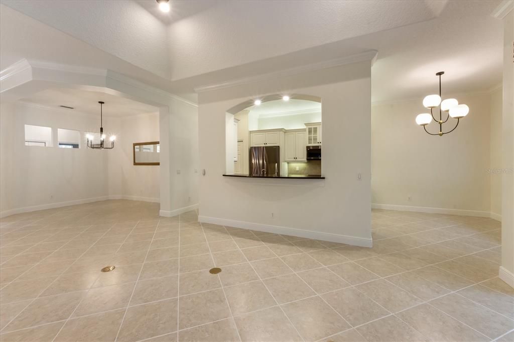 For Sale: $750,000 (2 beds, 2 baths, 1898 Square Feet)