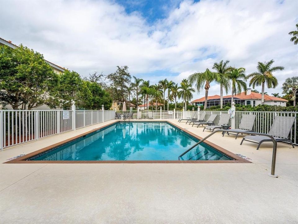 For Sale: $750,000 (2 beds, 2 baths, 1898 Square Feet)
