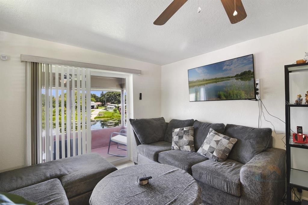 En Renta: $1,600 (2 camas, 1 baños, 740 Pies cuadrados)