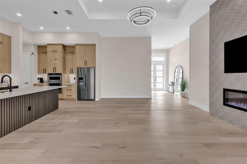 待售: $799,900 (3 贝兹, 3 浴室, 2327 平方英尺)