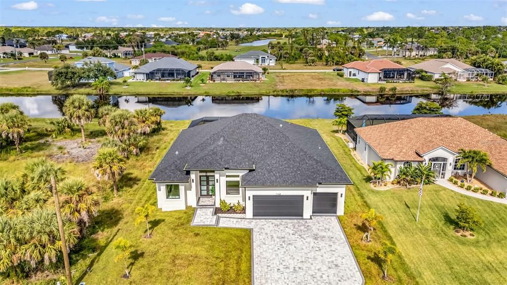 待售: $799,900 (3 贝兹, 3 浴室, 2327 平方英尺)