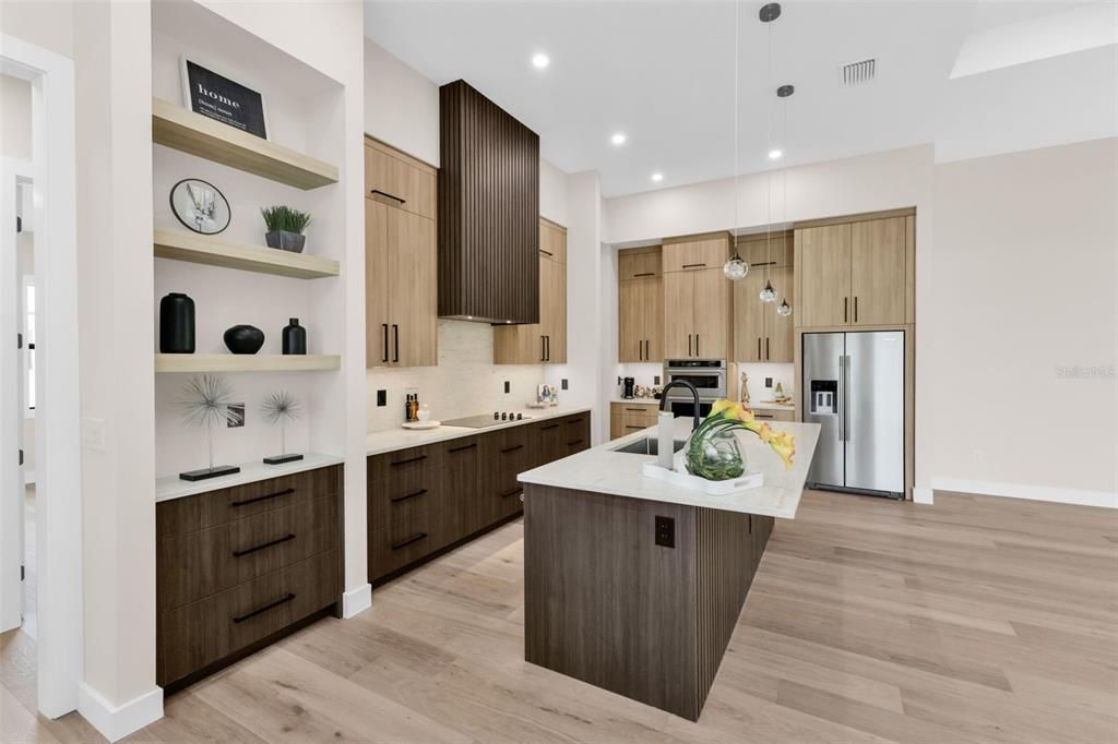 待售: $799,900 (3 贝兹, 3 浴室, 2327 平方英尺)