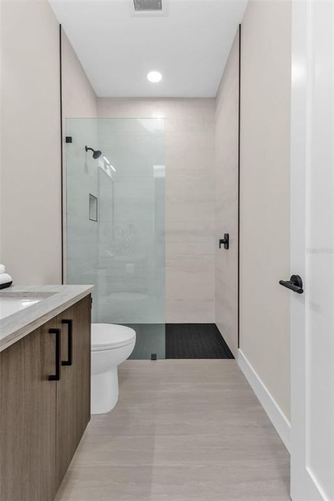 待售: $799,900 (3 贝兹, 3 浴室, 2327 平方英尺)